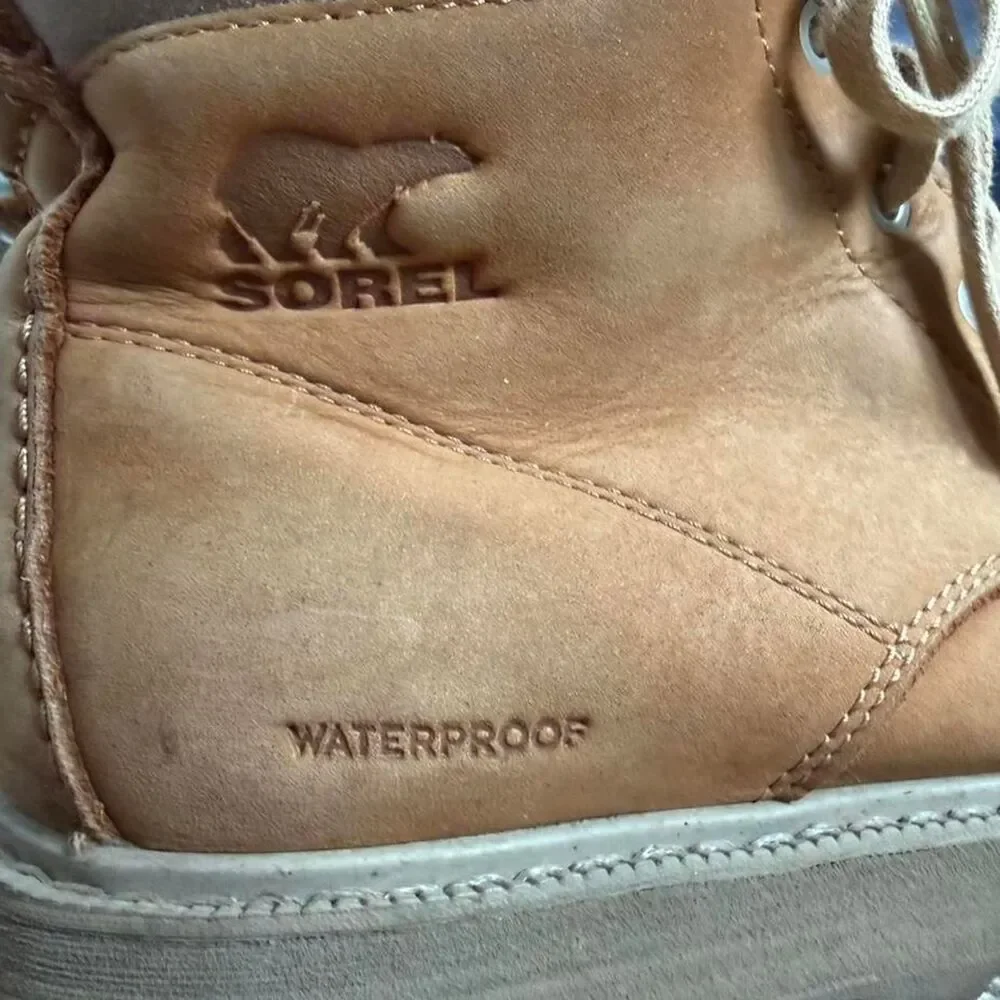 Sorel Men's Madson II Moc Toe Waterproof Boots. Size 8